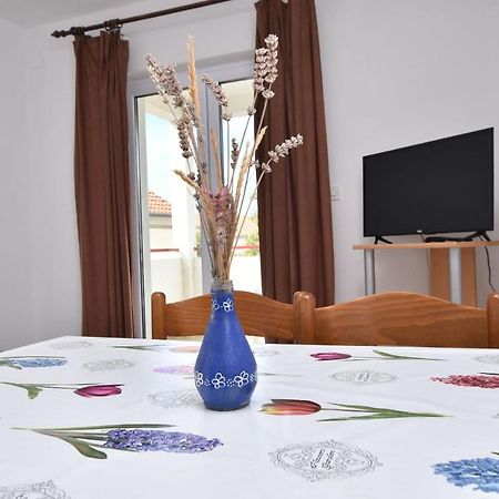 Apartments And Room Kiko Primošten Zewnętrze zdjęcie