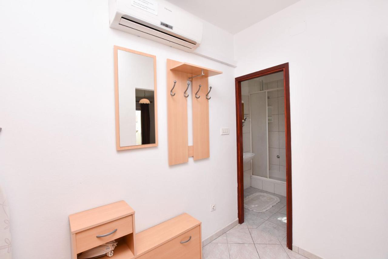 Apartments And Room Kiko Primošten Zewnętrze zdjęcie