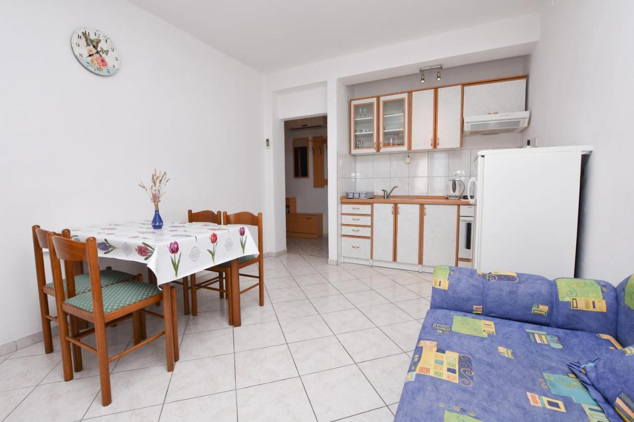 Apartments And Room Kiko Primošten Zewnętrze zdjęcie