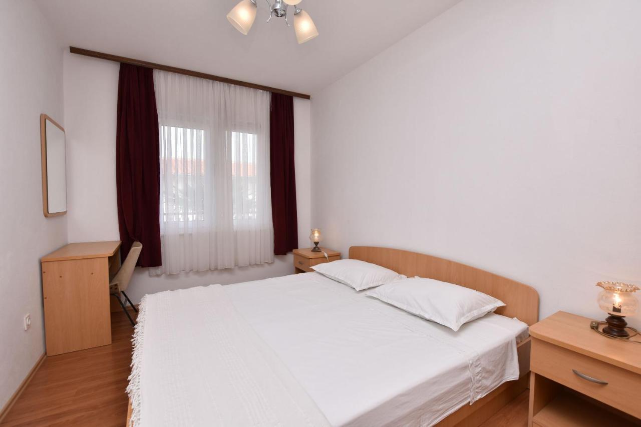 Apartments And Room Kiko Primošten Zewnętrze zdjęcie