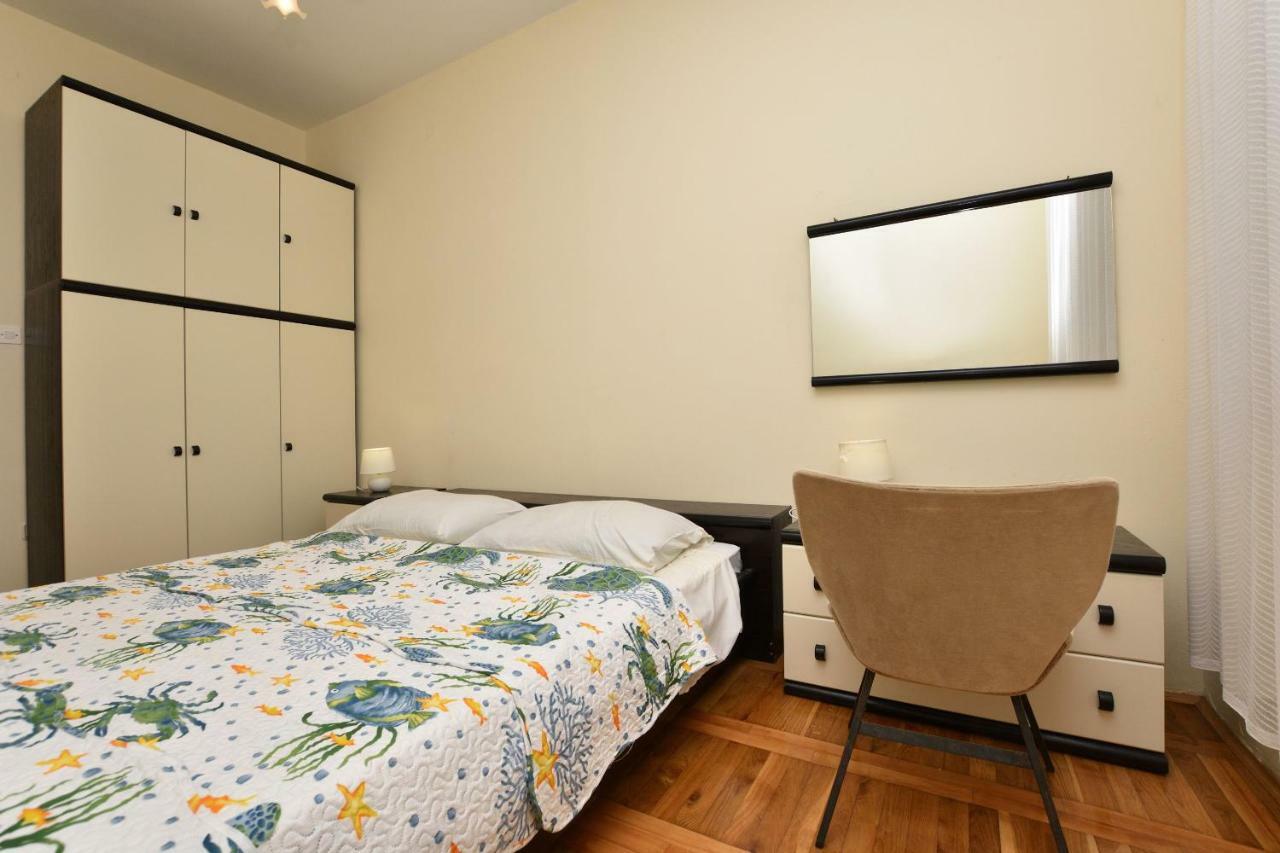 Apartments And Room Kiko Primošten Zewnętrze zdjęcie