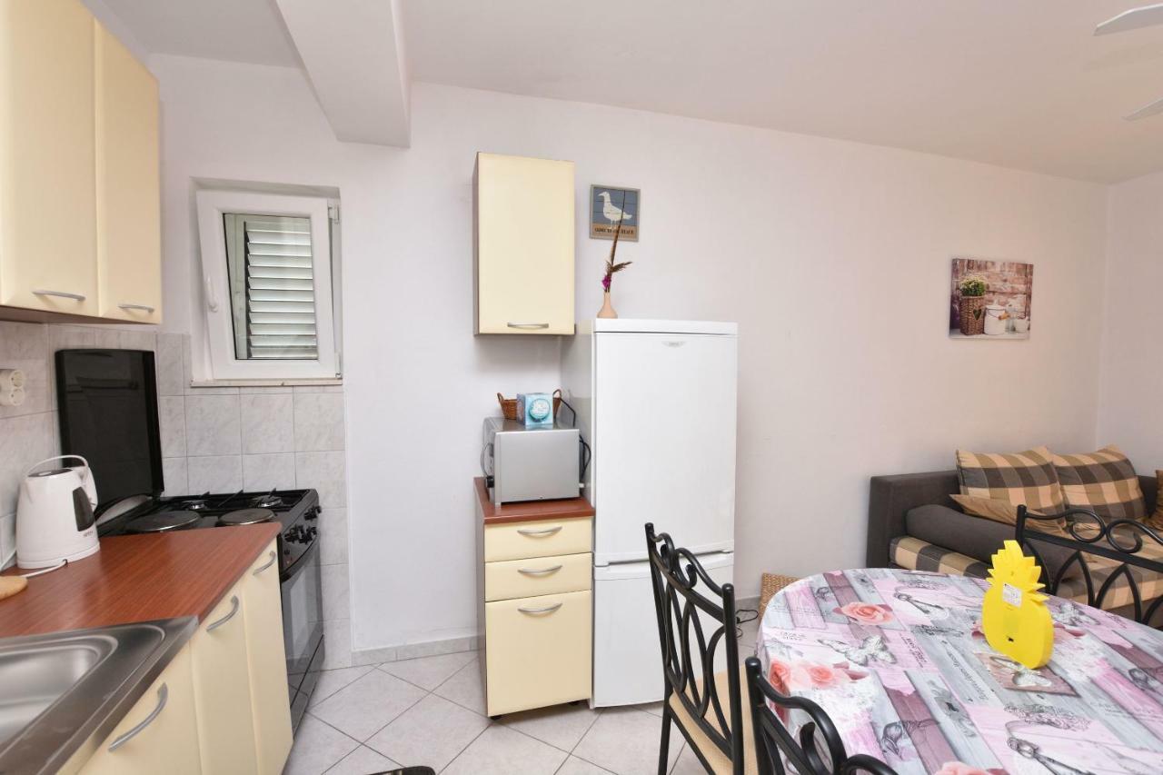Apartments And Room Kiko Primošten Zewnętrze zdjęcie