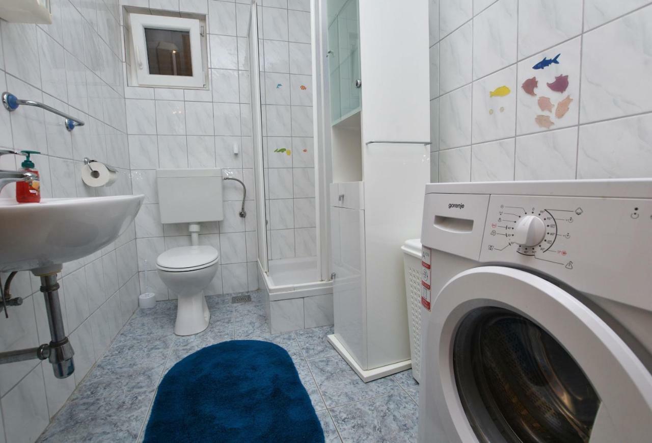 Apartments And Room Kiko Primošten Zewnętrze zdjęcie