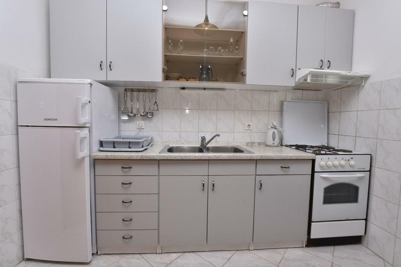 Apartments And Room Kiko Primošten Zewnętrze zdjęcie