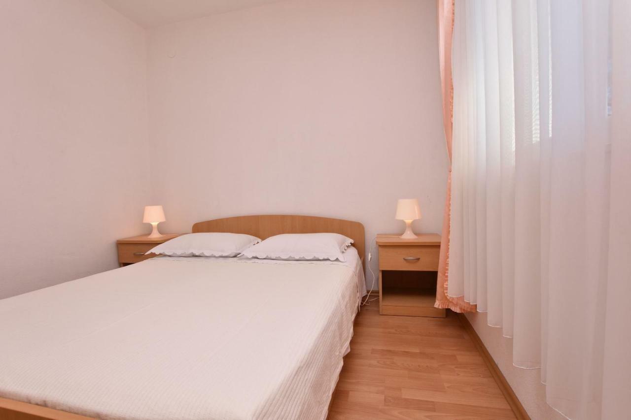 Apartments And Room Kiko Primošten Zewnętrze zdjęcie